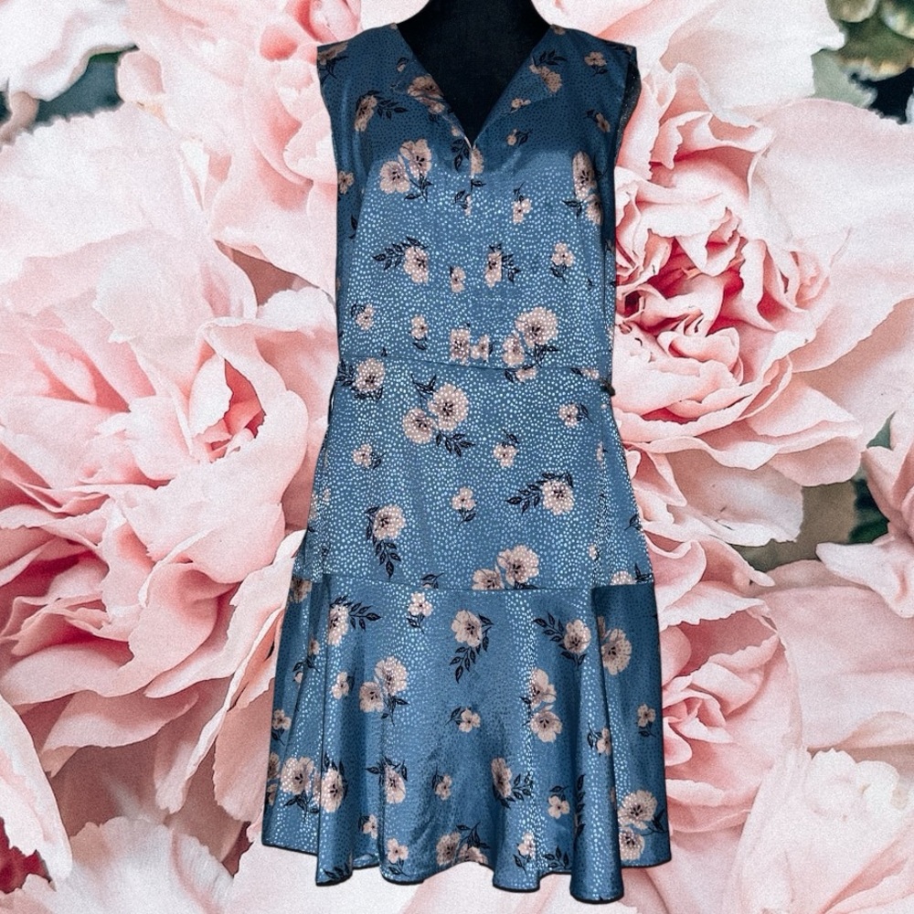 Emma & Michele silky lightweight spring summer midi length sleeveless dress - Picture 2 of 9